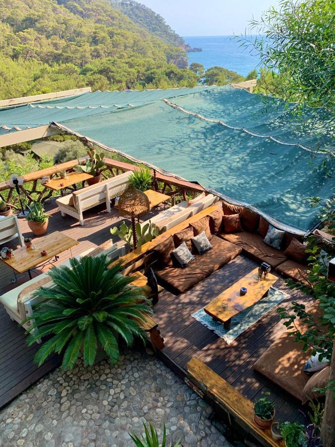 Large Bungalow With Sea View In Kabak Bay, Oeluedeniz Fethiye Extérieur photo